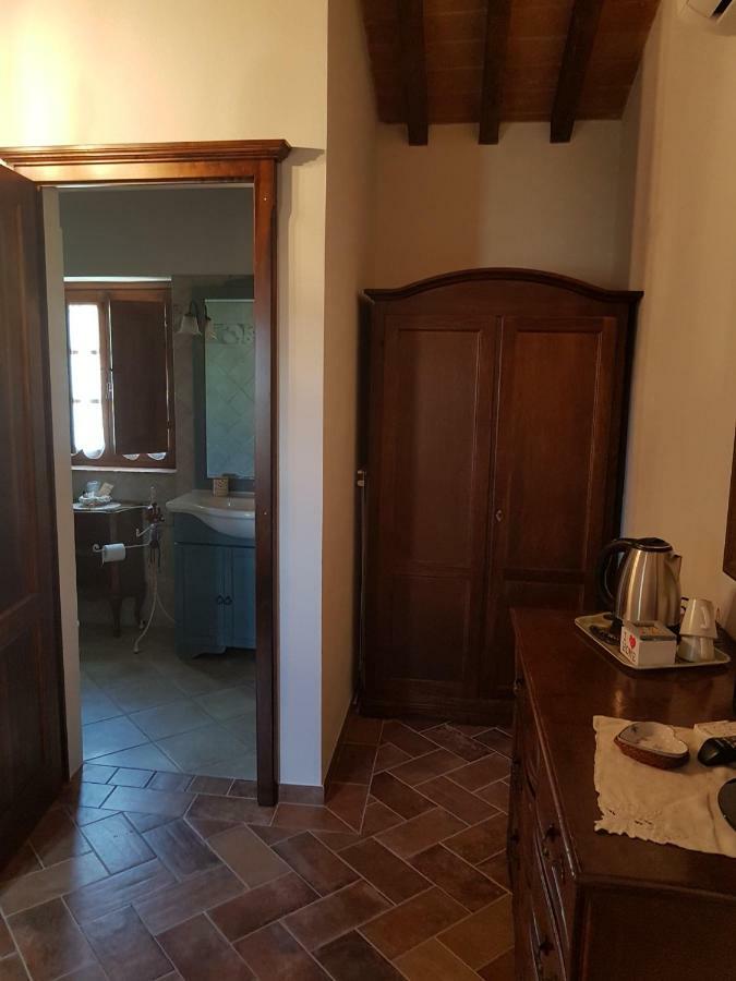 B&B Podere Rivoltino Di Sopra Volterra Eksteriør billede